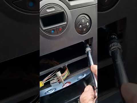 Changer la console D'autoradio & l'autoradio sur Mégane 2