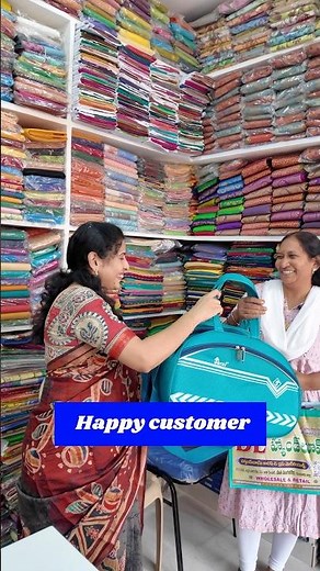 🌟Happy customer🌟 #dlhandlooms #happycustomer #freegift #customerfeedback #shorts #festivalgifts