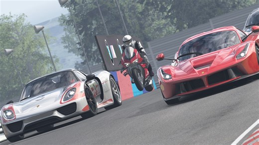 Ducati Superleggera V4 vs Ferrari LaFerrari vs Porsche 918 Spyder vs McLaren P1 | Raceluxius GP | Facebook
