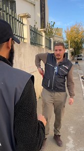 🍜 ضبط دقيق لقوة الترس الثالث، يُمكن تعديله وفقًا لمتطلبات البناء المختلفة. 🍜 غطاء خارجي عازل للصوت من الإسفنج، وفولاذ داخلي مُقوّى، لتقليل الصوت بفعالية. 🍜 زنبرك صناعي عالي الجودة، خضع لمعالجة حرارية بدرجة حرارة عالية، مما يجعله قويًا ومرنًا للغاية دون تشوه. 🍜 فتحة تصريف تلقائية للشوائب، تُصرّف معظم بقايا البارود والحرارة تلقائيًا، مما يُطيل عمرها الافتراضي. 🍜 مقبض هندسي مُصمّم ليناسب راحة اليد، مما يوفر قبضة مريحة تدوم طويلًا دون إجهاد. | Sourci