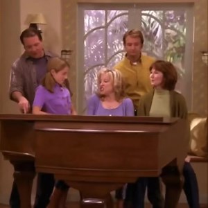 Bette Midler and cast sing the “Bette” sitcom theme song “Nobody Else But You”. Kevin Dunn, Marina Malota, James Dreyfus and Joanna Gleason ❤️ #bettemidler #joannagleason #jamesdreyfus #2000 #sitcom #kevindunn | Bette Midler: Still Divine