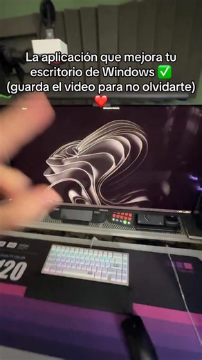 jesusitoshiny | Tecnología & Videojuegos on Instagram: "Esta es mi aplicación favorita para tener mi escritorio de Windows siempre limpio y ordenado ❤️✅ BEST WINDOWS APPS 2026 🤍 Fences is the best app to have your windows desktop clean 🧽 #windows #techtips #techtok #apps #fyp"