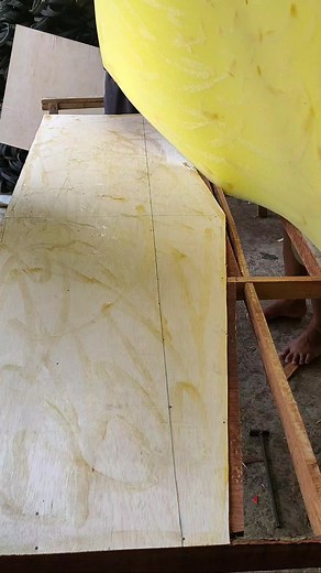 Pengeleman busa sandaran, #Reel #Alatmanual #gudangproduksi #yubifurnitur | Rika Rahim