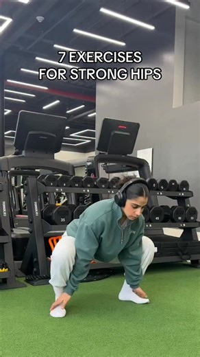 tight hips? give these exercises a try! can’t have strong legs for the long term without strong hips, so make sure you give them the attention they deserve! full outfit is from @oneractive code ‘ALESHA’ to save $$ | Kale_Page