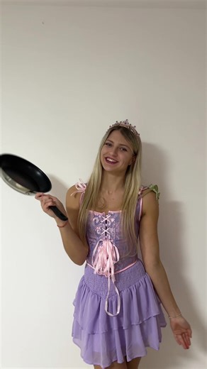 🦎 #viral #tangled #pascal