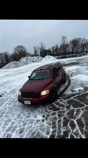 Snowy Nights With Lilred! #chevy #hhr #carlifestyle #carphotographer #snow