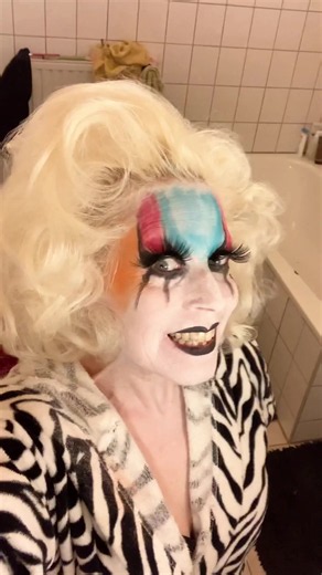 Goth Going Out Makeup Tutorial: Trad Goth & Drag Looks