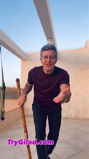 Gilad Janklowicz on Instagram: "If your job requires allot of sitting, try these back and shoulder opening exercises! #shoulderexercises #shoulderrehab #fitnesslife break"