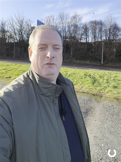 Renault 4 E-Tech electric (2025) review Renault follows up the adorable electric 5 with the more practical - but still very cool - 4 E-Tech. Tech Specs Irish pricing: starts at circa €28,000 Powertrain: electric - 110kW motor, lithium-ion battery of 52kWh useable energy capacity Transmission: automatic - single-speed gearbox, front-wheel drive Body style: five-door, five-seat hatchback CO2 emissions: 0g/km Irish motor tax: €120 Energy consumption: 15.1kWh/100km Official range: 409km Max charging