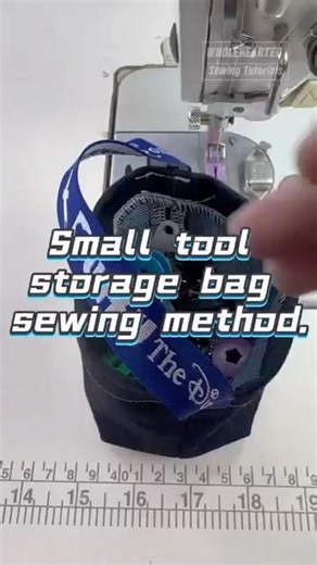 Small tool storage bag sewing method.