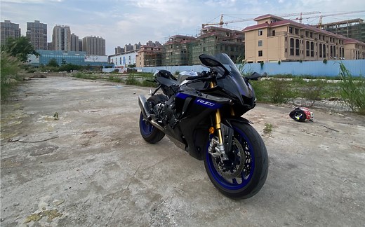 全新款的雅马哈R1M新车全方位评测