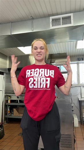 Fun Throwback Dance Moves to Try