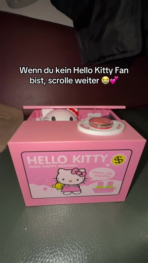🔗 Shop In Bio 🎀 (@kitty.bankk)’s video of Hello Kitty