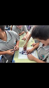 Grade 3 students explore the inhalation/exhalation process that occurs in the lungs during respiration. Using everyday materials each team creates a model pair of lungs. | International School of Innovation المدرسة الدولية للإبداع