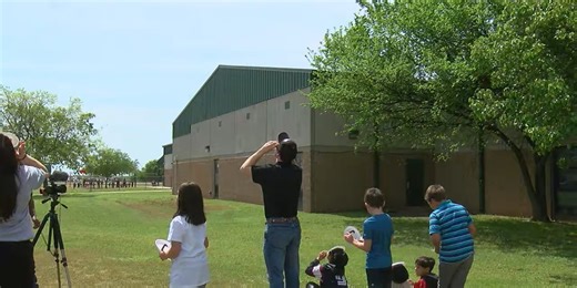 Class at Cache Intermediate enjoys eclipse viewing party