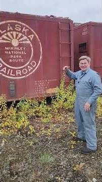 Howee's Alaska Railroad boxcar fence!