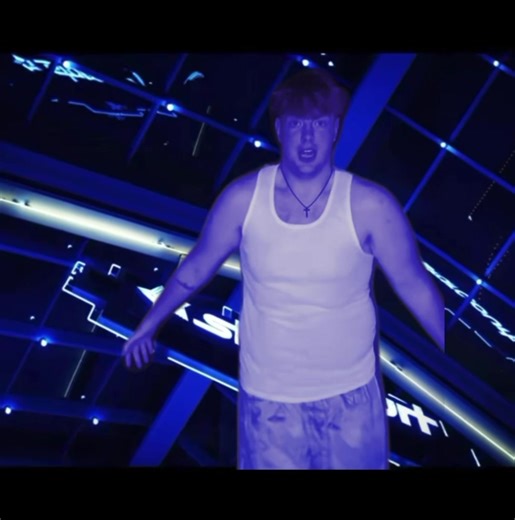 Big Red in Stranger Things?? @Stranger Things @ttvalexdougherty🥀 #strangerthings #bigred #edit #strangerthings5 #strangerthingsedit