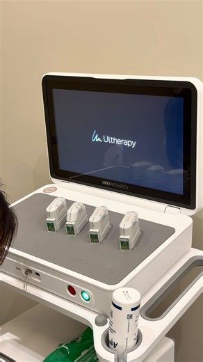 Eli Celestial ☀️ on Instagram: "I am actually so surprised by how intense this session was. Ultherapy is no joke! But if the results are as good as they say; then an hours worth of pain for a year of snatched face card = I’m in 🤣🙋🏻‍♀️ keep yall posted in the next few weeks! Day 3 post Ultherapy and I think the swelling and face sensitivity has subsided 🙆🏻‍♀️ thank you again to Emily @zen_medispa"