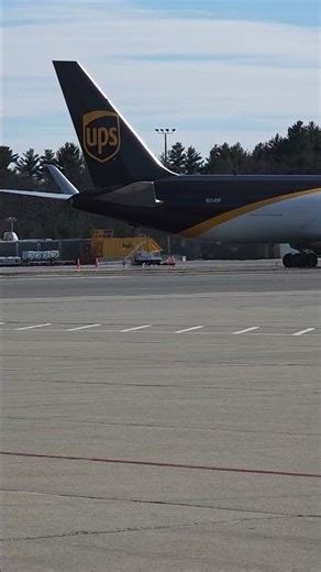 UPS Boeing 767 taxing at MHT 3/18/2026
