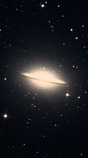 Zooming Into the Sombrero Galaxy 🌌
