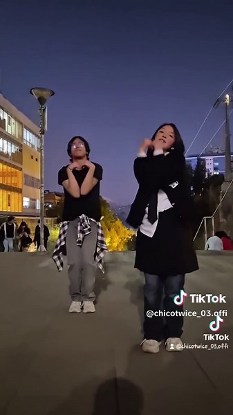 Learn Dance Choreography for TWICE's 'Signal'