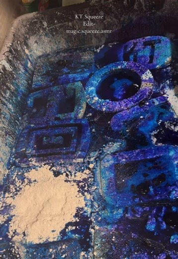 Exciting Tote Overload with KT Squeeze