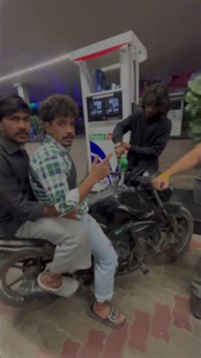 Random shoot 🌹#viral #viralreels #trending #rider #india #worldwide #world #earth #ai #ads #network