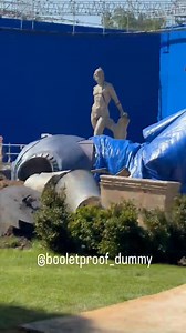 New look from the set of 'AVENGERS: DOOMSDAY' (🎥: reddit.com/r/Avengers/com…) | 616 Updates