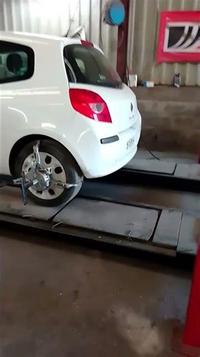 Géometrie pour la Clio 3 ce bon après changement les triangles avant 💪