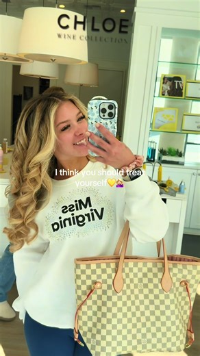 Miss Virginia thinks you should treat yourself to a @drybar Reston Town Center blow out!!💛💆🏼‍♀️ #drybar #missvirginia #pageantgirl #missvirginiaopportunity