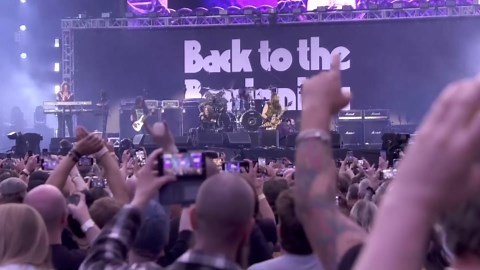 Ozzy Osbourne Performs Final Show In Front of Thousands