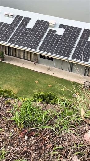 Encountering My High School Teacher: A Surprising Moment