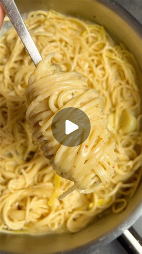 James on Instagram: "Lemooon  My new favorite recipe for summer! I don’t know why lemon and cream go so well together  But it’s too good! Bon appétit! Lots of love ✨ the full recipe is in my One Pot Cookbook #pasta #lemon #summerrecipes"