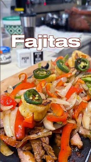 Fajiats Tuesday Hot Cast Iron + chili sauce #fajitas 4K