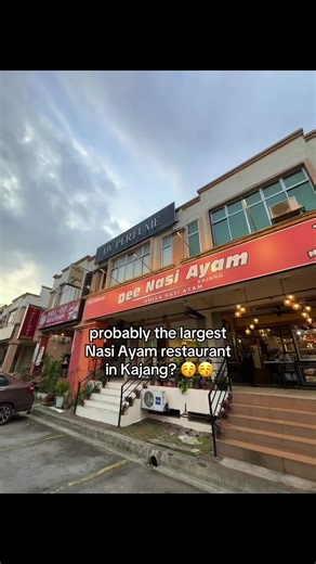 Nasi Ayam Restaurant in Kajang: Family-Friendly Dining