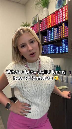 When the baby stylist finally cracks the code to formulation! 🧪 It's like unlocking a whole new level of hair magic. Watch out, world, the color possibilities are endless! ✨ #BabyStylist #HairFormulation #ColorMagic #LearningTheRopes #HairGoals