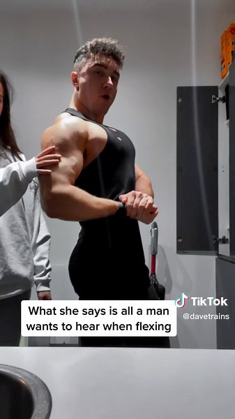 Muscle Flexing Highlights: Ultimate Fitness Showcase