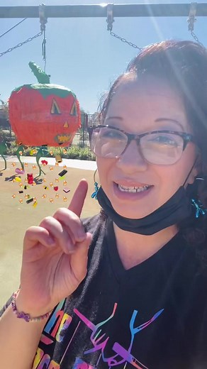 Clever Ways to Hang a Piñata for Fall Celebrations