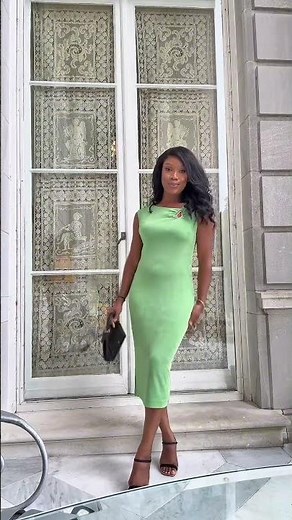 LOVING this midi cocktail dress from ‪@chicos‬ 💚 It looks amazing and feels amazing! #Dresses