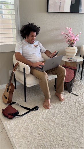 O N S A Y Y on Instagram: "Men support pink Libya 💕🇱🇾"