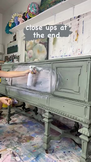 There are soooo many ways to interpret the word “bohemian” when it comes to decor, but the concept itself boils down to one simple belief: a person’s home should include beautiful things that they have collected over their lifetime. It’s a highly personal decor style that usually leads to an eclectic, but cohesive, home. Because it’s so personalized, there’s always a sense of ease about it and nothing feels forced or staged. That sense of ease, that freedom, is a feeling I try to capture in my p