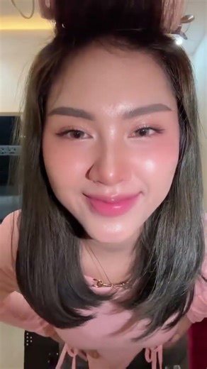 wanita tercantik di dunia #masukberandayoutube #shortvideo #reels #viral #video #glowingskin