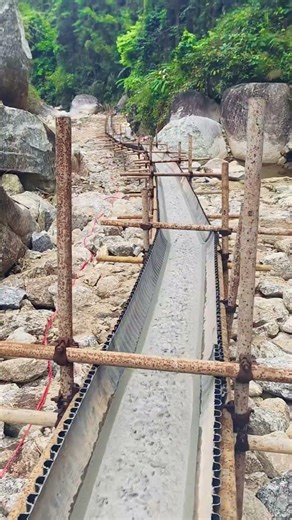 1km Chute, Gravity Concrete #civilengineering #chinainfrastructure