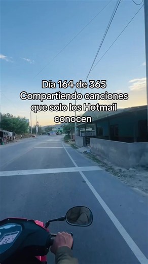 Canción viral Hotmail que todos bailamos — Día 164 de 365