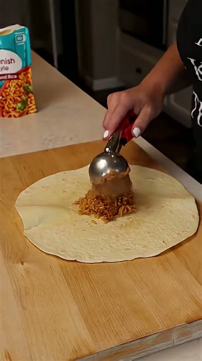 Taco Bell 7-layer burrito at home recipe!