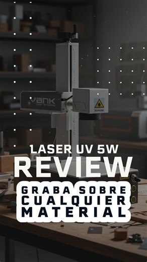 Te presentamos nuestra VANK UV de 5W , una tecnología que llegó para cambiar las reglas del juego. A diferencia del CO2 o la Fibra, el láser UV realiza un “Marcado en Frío”. ¿El resultado? ✅ Madera: Grabados nítidos y elegantes sin bordes carbonizados ni manchas negras. ✅ Plásticos: Definición perfecta sin derretir el material. ✅ Cuero/Cuerina: Tacto suave, sin mal olor y sin dañar la pieza. ✅ Metales: Marcado permanente de alta resolución. ✅Graba sobre cualquier material sin complicaciones En e
