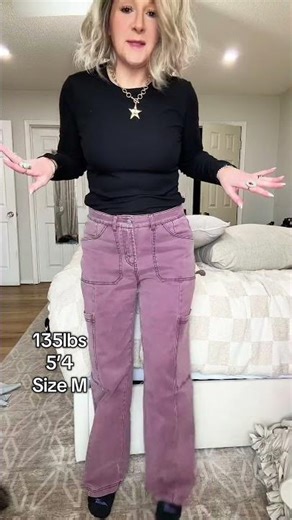 Viral purple cargo pants are trending for 2026 💜 These mid-waist straight leg cargo pants give