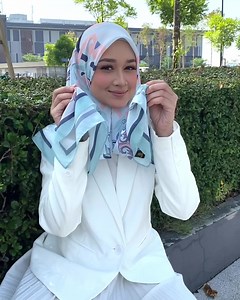 388K views · 2.4K reactions | Here's a quick square scarf tutorial...