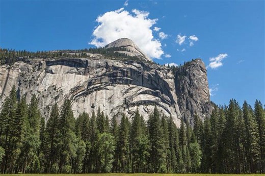 Widening crack in Yosemite forces trail closures