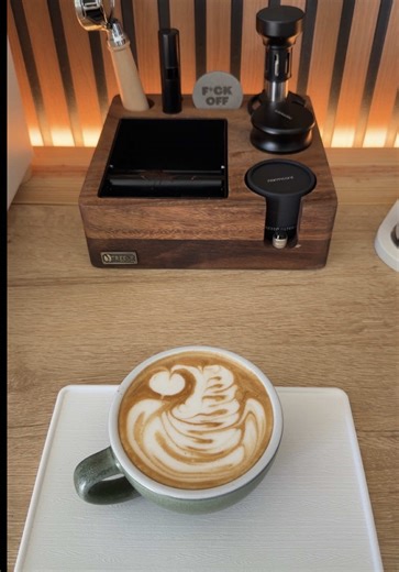 Saturday morning coffee with a little swan work, and of course some old school vibes ☕️ #coffeetiktok #coffeetok #homebarista #latteart #coffeeathome